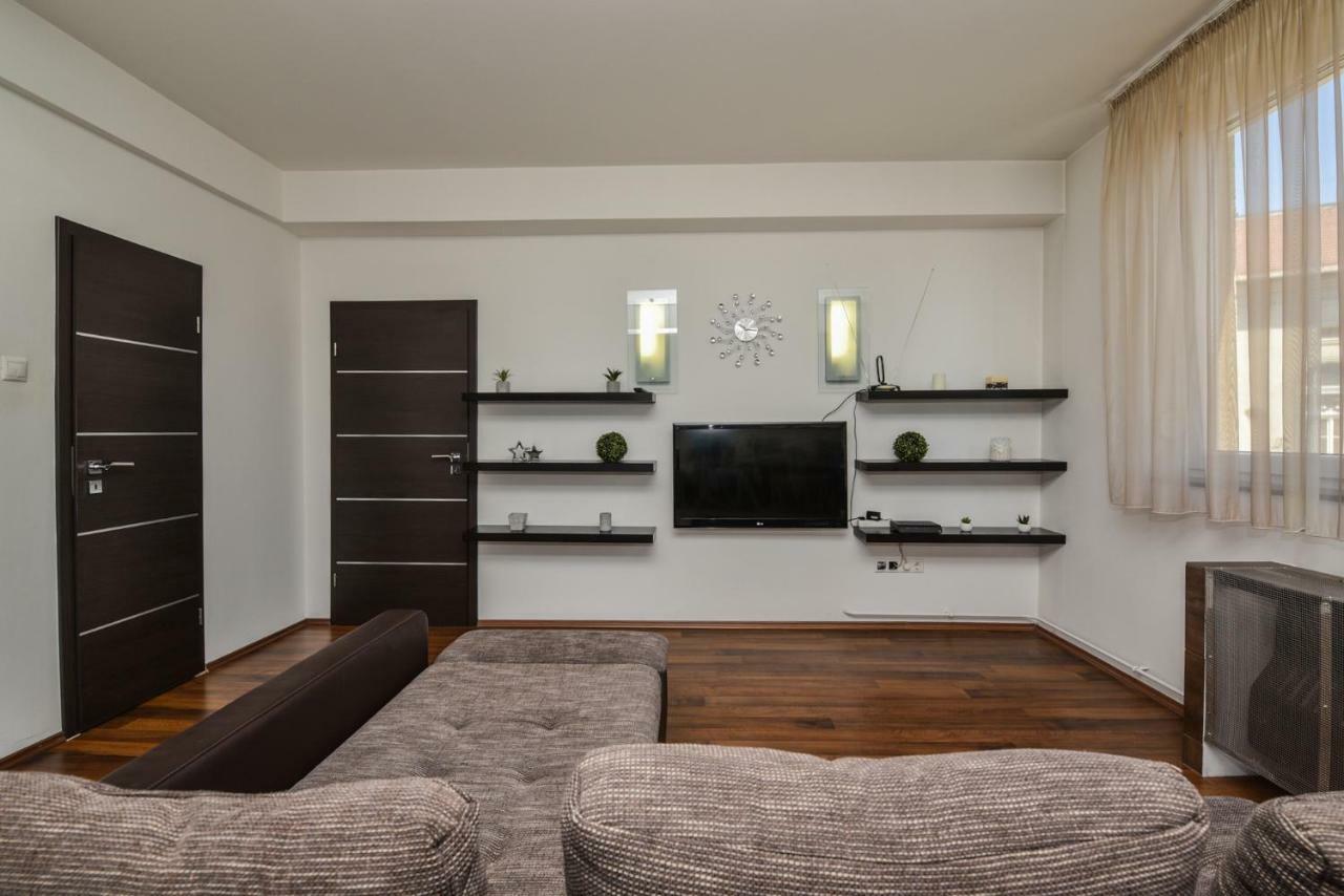 Castle Apartment With Panoramic Balcony ブダペスト エクステリア 写真
