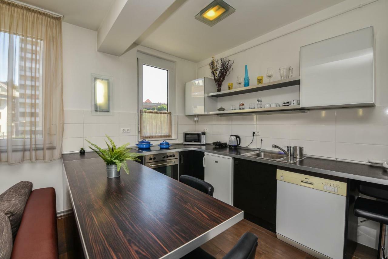 Castle Apartment With Panoramic Balcony ブダペスト エクステリア 写真